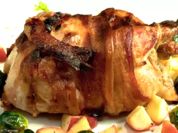 Recipe Roasted stuffed cornish game hen wrapped in bacon