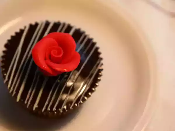 Recipe Chocolate coffee cupcake with a chocolate orange ganache glaze