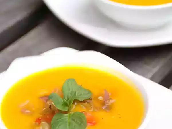 Recipe Pumpkin soup cooked in fresh passion fruit juice