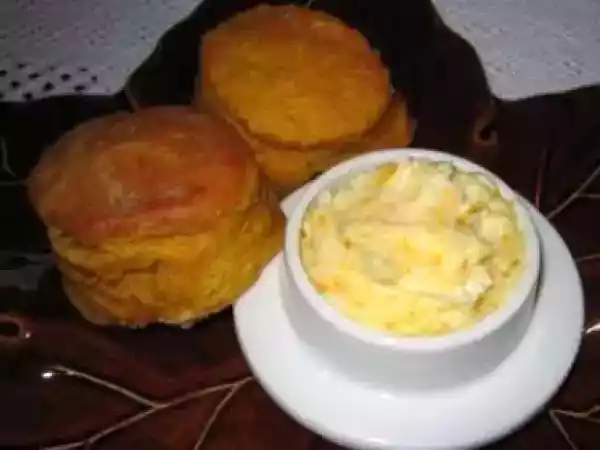 Recipe Pumpkin angel biscuits with orange honey butter