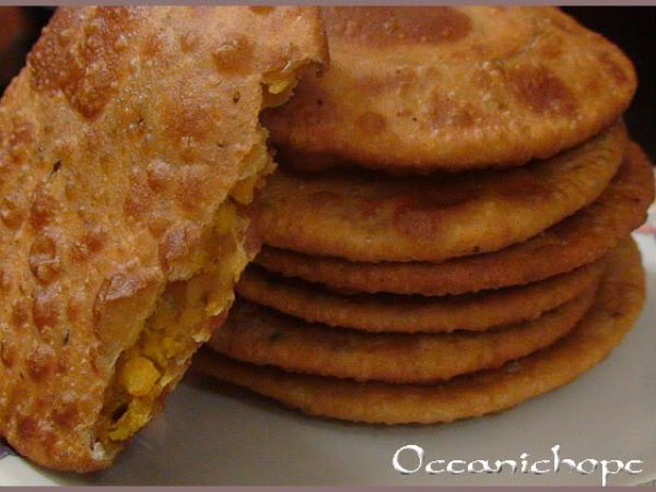 Recipe Dal bharke poori aloo paani ke saath