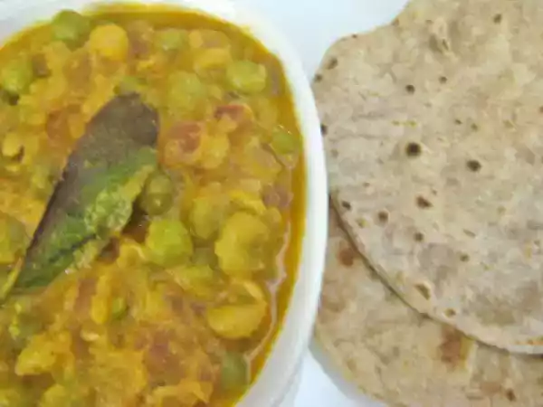 Recipe Pattani kurma /( green peas kurma)