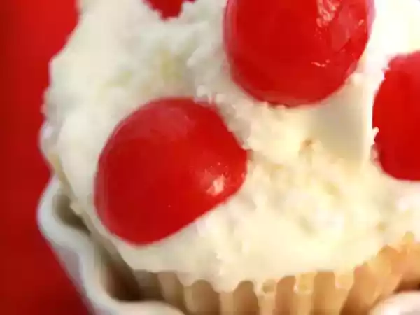 Recipe White forest cupcakes