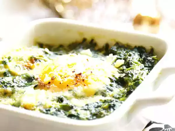 Recipe Baked eggs with spinach and parmesan cheese