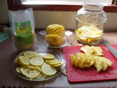 Recipe Homemade pineapple enzyme