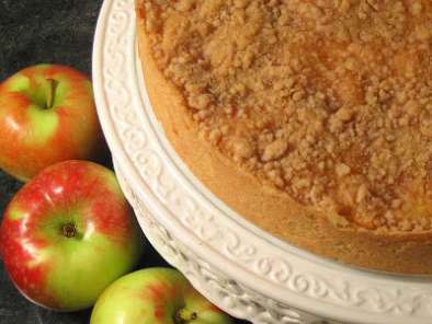 Recipe Dutch apple cake . . . history will remember this cake!
