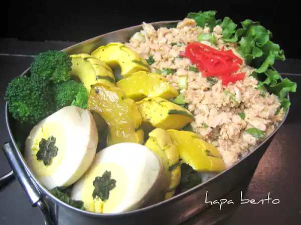 Recipe Salmon soboro bento box