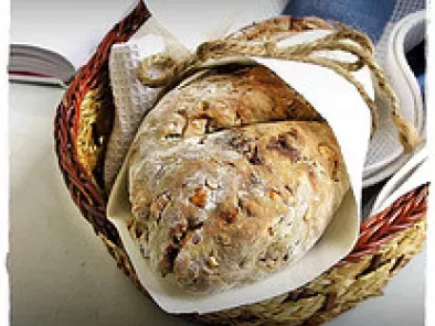 Recipe Dried cranberry & walnut bread from ottolenghi for bbd, with roasted bell pepper pasta