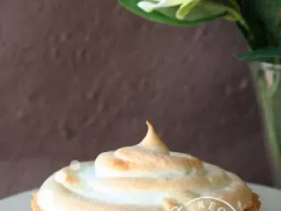 Recipe Passion fruit meringue tart: one of the wicked desserts