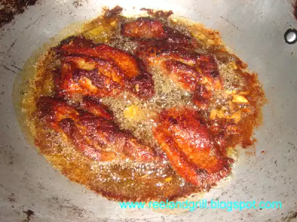 Recipe Fried pork marinated in soy sauce and lemon