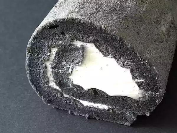 Recipe Bamboo charcoal swiss roll .