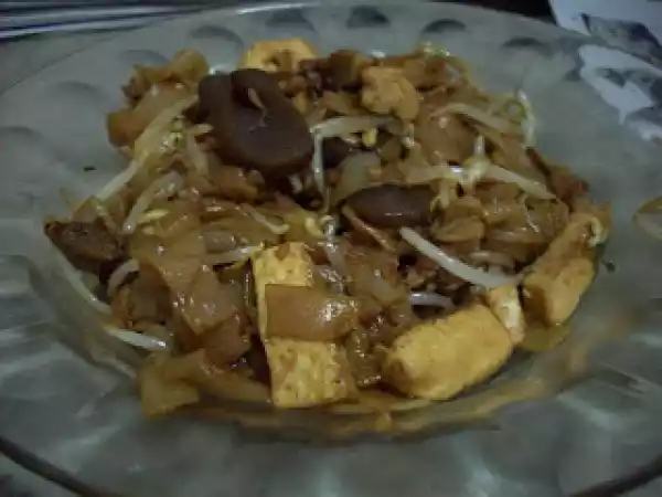 Recipe Vegetarian char kuey teow