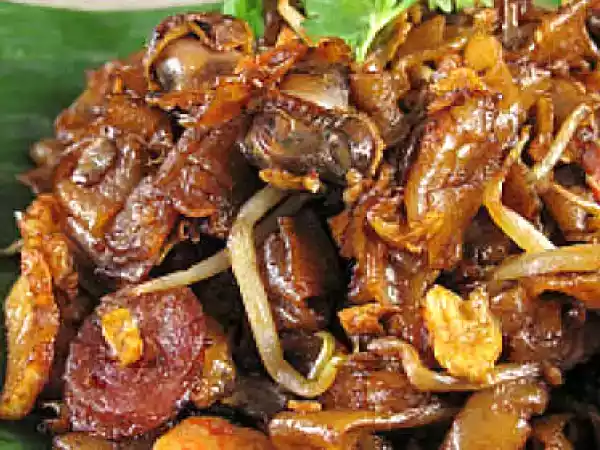 Recipe Char kuay teow - fried rice noodle with cockles