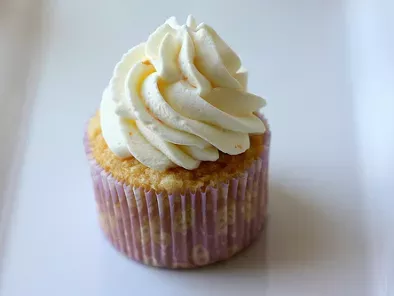 Recipe Sms: brown butter cupcakes with orange whipped cream