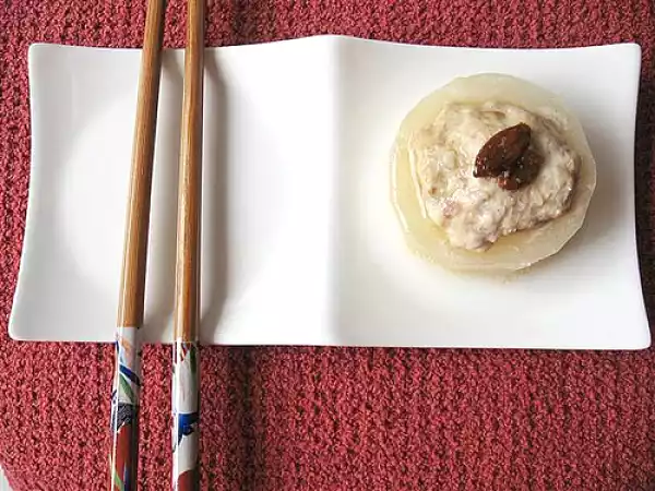 Recipe Steamed hairy gourd with meat stuffing