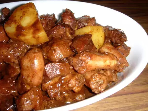 Recipe Adobong lengua at leeg (ox tongue and chicken neck adobo)