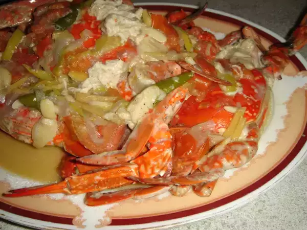 Recipe Ginataang alimasag (blue crabs or sea crabs cooked in coconut milk)