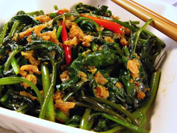 Recipe Stir fried spicy sweet potato leaves