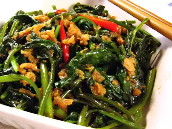 Recipe Stir fried spicy sweet potato leaves
