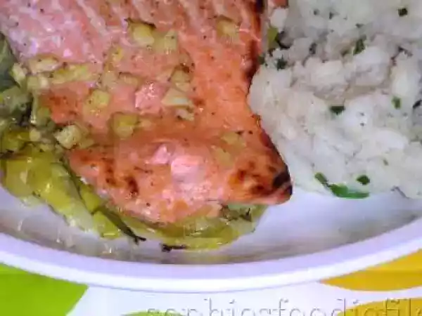 Recipe Gingered lemon & honey marinated salmon on leeks+new potato chiv