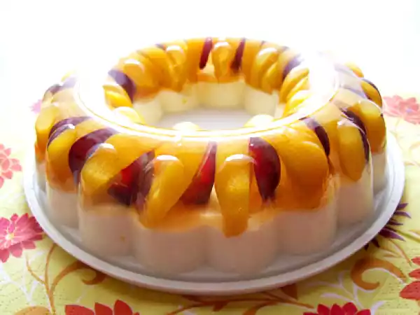 Recipe Mango yogurt, peach and grape jelly
