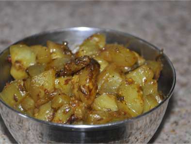 Recipe Kakdi ki sookhi sabzi (english cucumber fry)