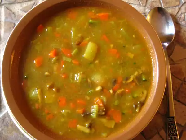 Recipe Hot curry-ginger lentil and vegetable soup.