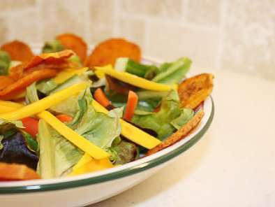 Recipe Mango sweet potato salad with honey!