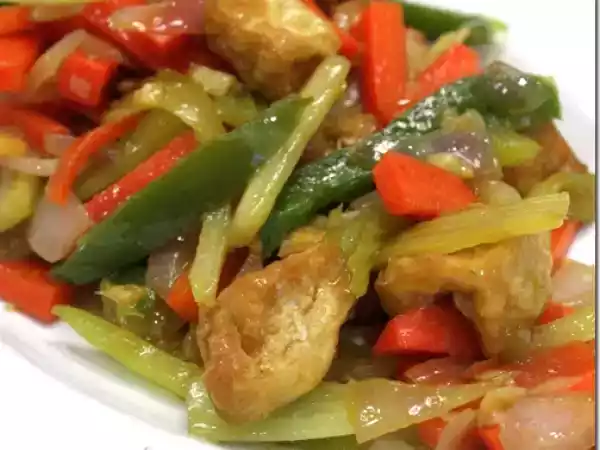 Recipe Chinese celery with carrot & bean curd stir fry