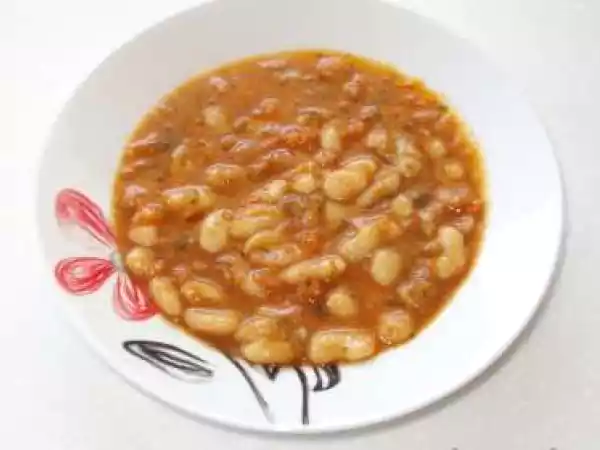 Recipe White kidney beans soup (fasolada)