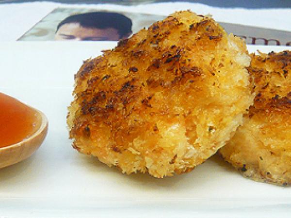 Recipe Gourmet food for a fiver (spicy prawn cakes)