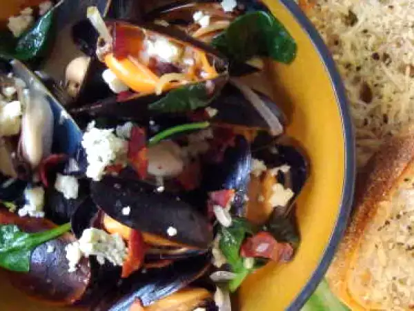 Recipe Teddy folkman's moules fromage bleu