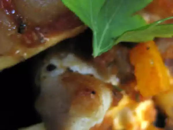 Recipe Chicken with tomatoes, peppers, and feta