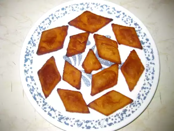 Recipe Chandrakantha / chandrakanthalu sweet (moong dal sweet )