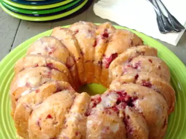 Recipe Fresh strawberry yogurt cake