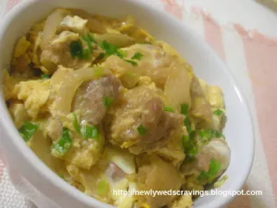 Recipe Oyakodon: japanese chicken and egg rice bowl