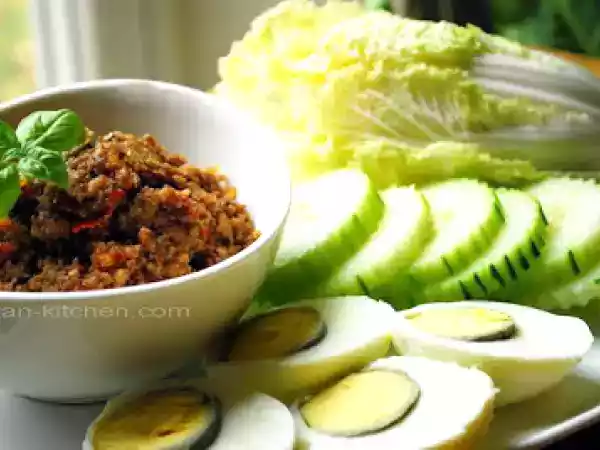 Recipe Tamarind chili dip (nam prik ma kham sod)