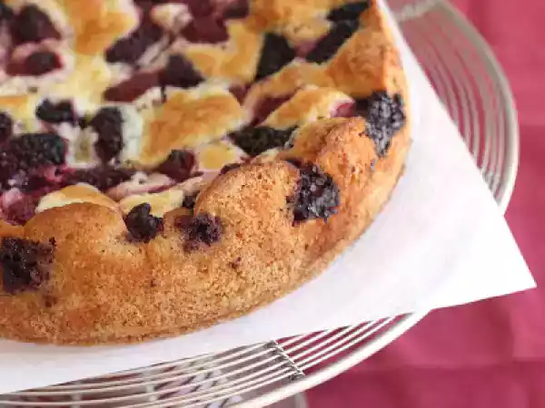 Recipe Berry cake - the best summer fruit cake