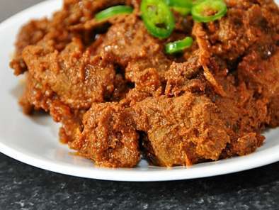 Recipe Potluck idea: black beef dry curry