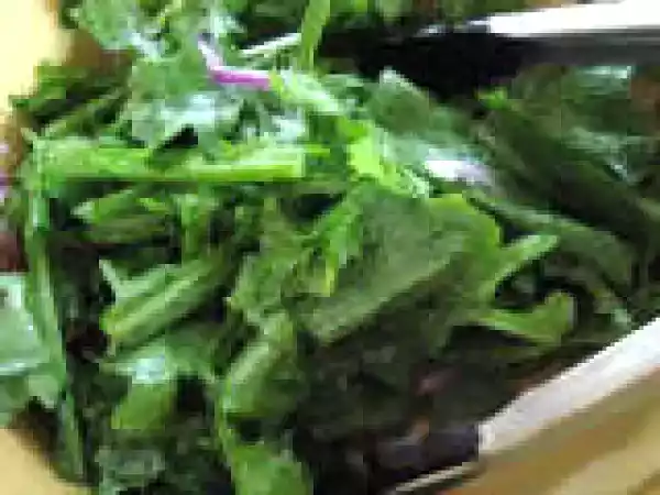 Recipe Pesto Tuna, Dandelion and Red Onion, and Kidney Bean, Corn, and Parsley Salad