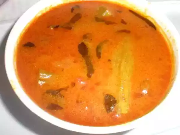 Recipe Murungakkai kara kuzhambu (drumstick spicy curry)