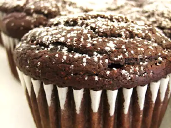 Recipe Bethenny's molten chocolate cupcakes