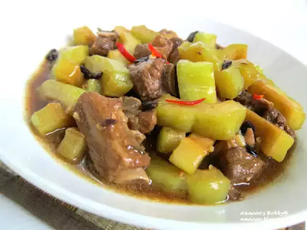 Recipe Bitter gourd with soft pork ribs