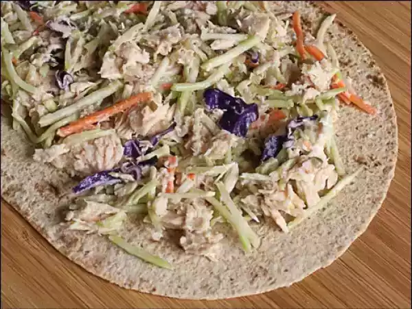 Recipe Back to school healthy crunchy tuna wrap