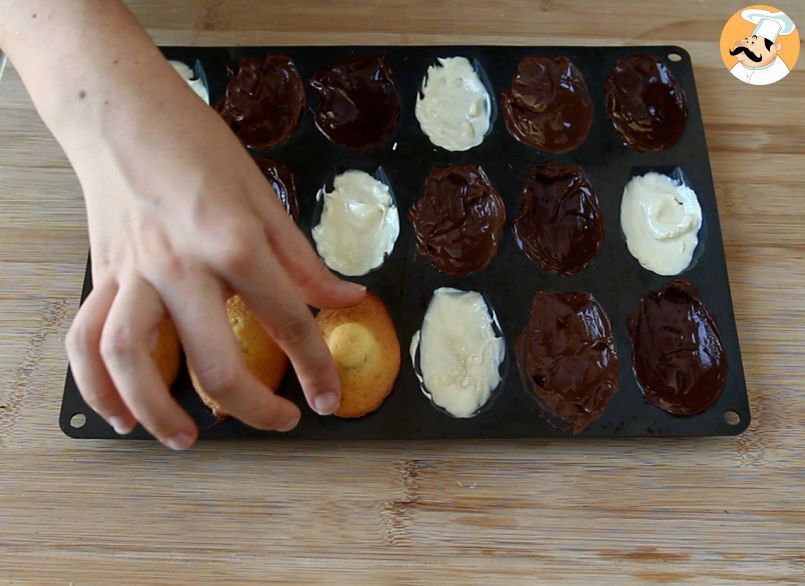 Madeleines with chocolate - video recipe ! - Recipe Petitchef