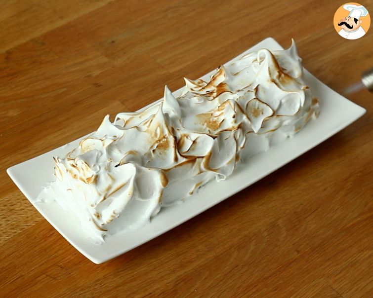 Bûche de Noël au citron meringuée • Lemon-cream meringue Yule log