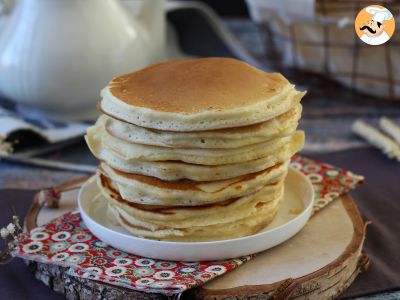 Pancakes - video recipe ! - Recipe Petitchef