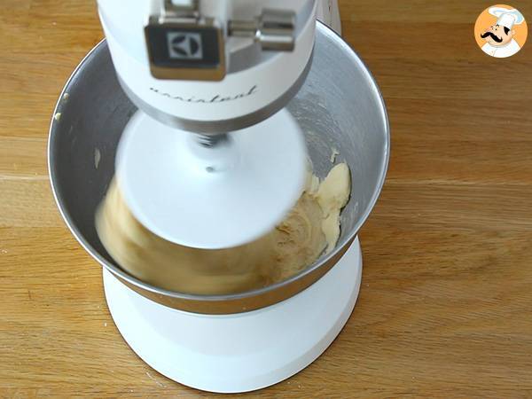 Chocolate-filled doughnuts - Preparation step 4