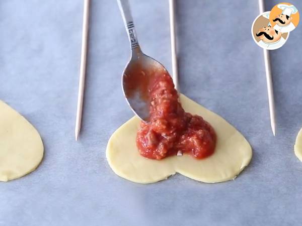 Heart-shaped pie pops for valentine's day - Preparation step 3