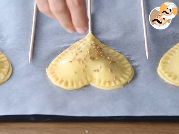 Heart-shaped pie pops for valentine's day - Preparation step 7